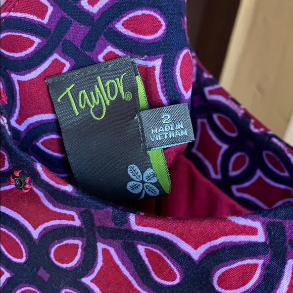 SOLD.    Anthropologie Taylor Dress Sz 2 - Picture 4 of 6